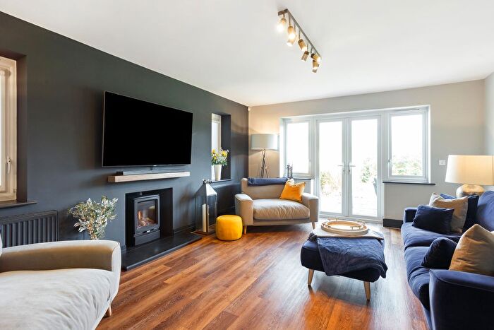 5 Bedroom Detached House For Sale In Osborne Way, Epsom, KT19
