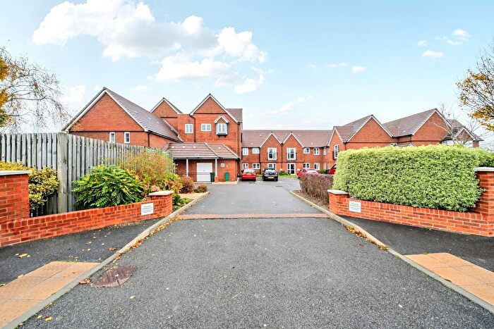 1 Bedroom Terraced House For Sale In White Fields Court, Manley Close, Whitfield, CT16