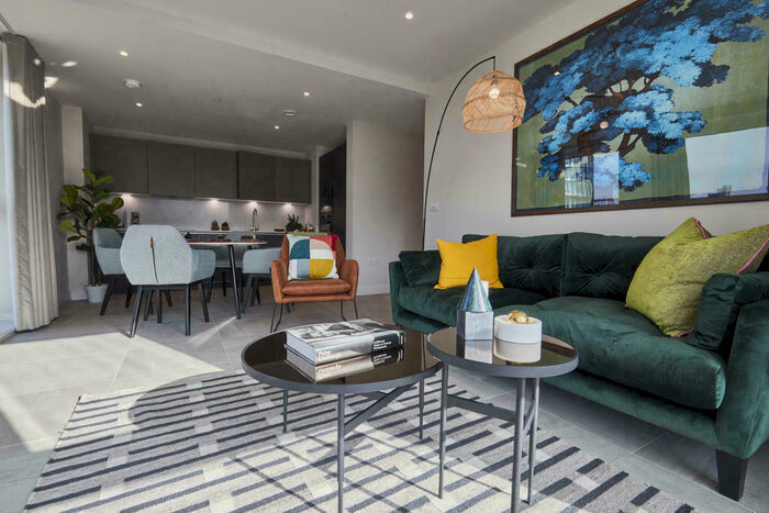 2 Bedroom Apartment To Rent In Angel Gardens, Manchester, M4