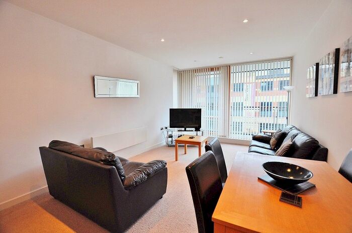 2 Bedroom Flat To Rent In Close, Newcastle Upon Tyne, NE1