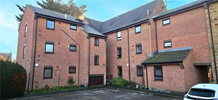 1 Bedroom Apartment For Sale In Evergreen Court, Grange Avenue, Wickford, Essex, SS12
