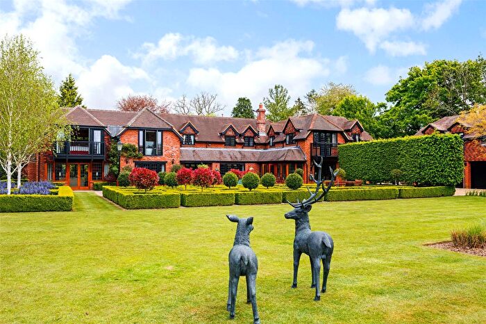 6 Bedroom Detached House For Sale In Wood Lane, Kidmore End, Oxfordshire, RG4