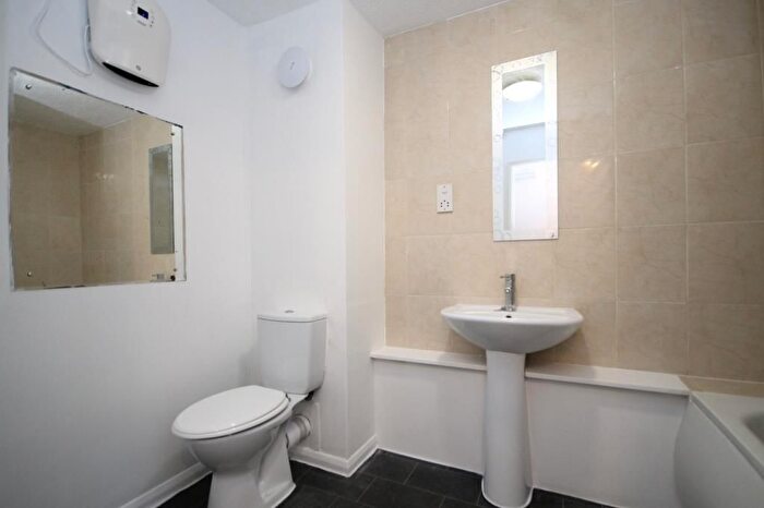 1 Bedroom Flat For Sale In Church Road, Bookham, KT23