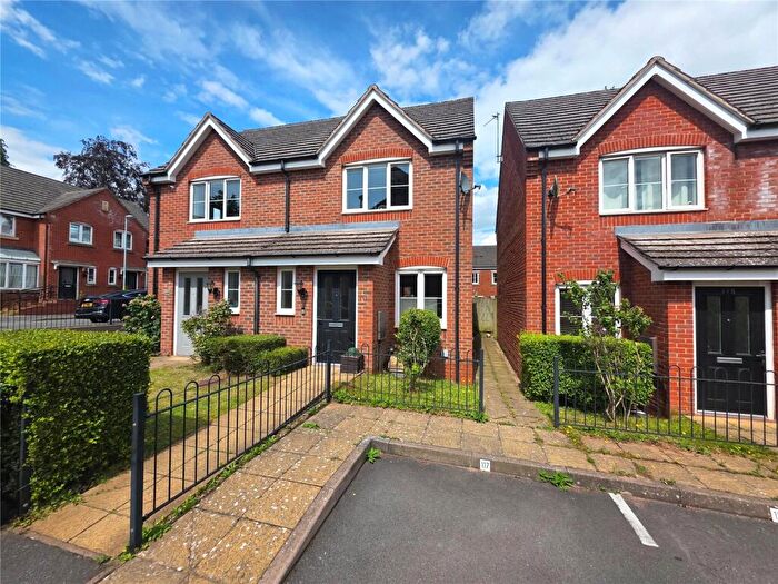 2 Bedroom Semi Detached House To Rent In Rea Road, Northfield, Birmingham, B31