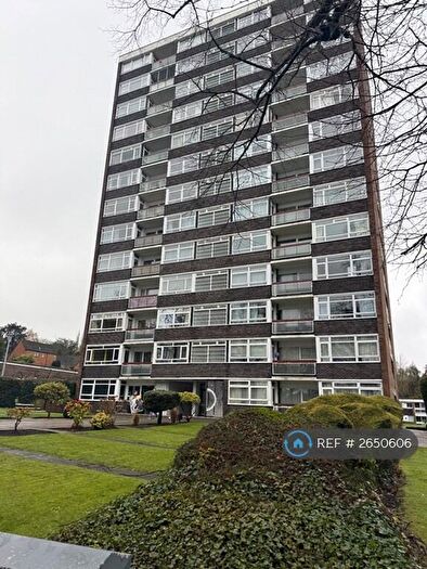 2 Bedroom Flat To Rent In Chadbrook Crest, Birmingham, B15