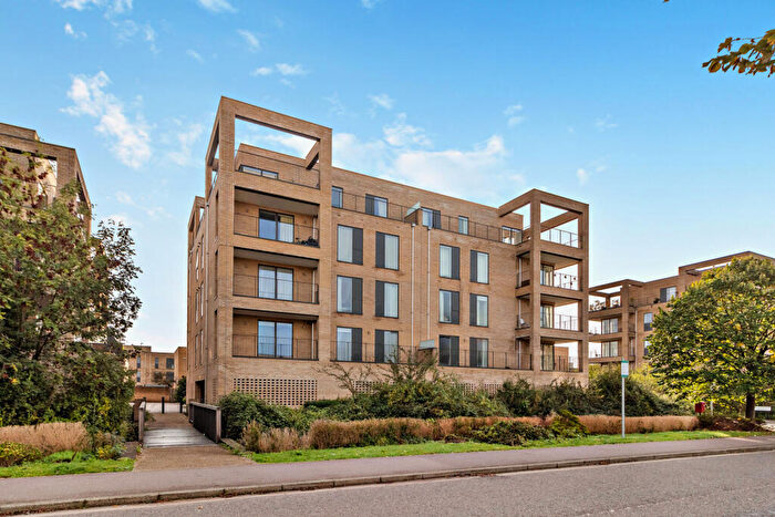 2 Bedroom Apartment To Rent In Trumpington, Cambridge, CB2