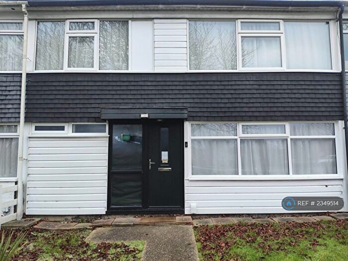 3 Bedroom Terraced House To Rent In Queensway, Wellingborough, NN8