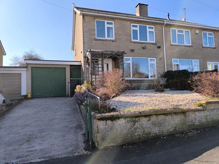 3 Bedroom House To Rent In Long Ground, Frome, BA11