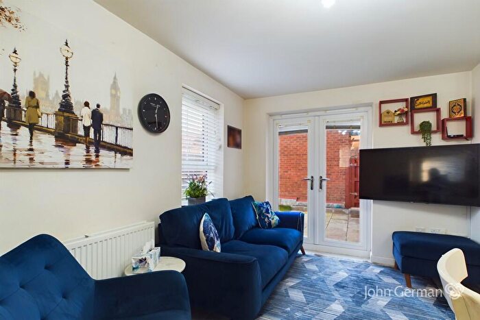 4 Bedroom Detached House For Sale In Penrith Drive, Littleover, DE23