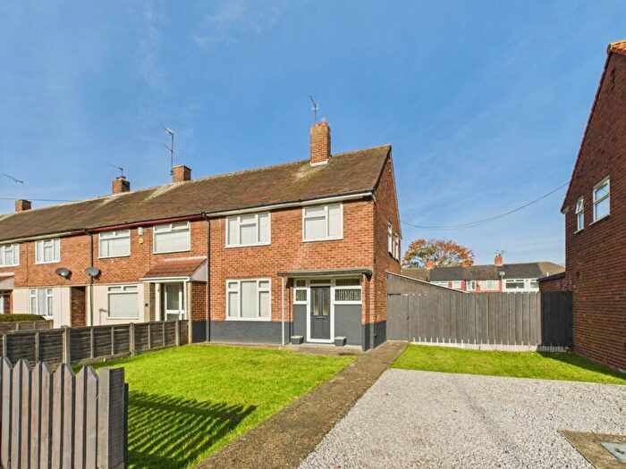3 Bedroom End Of Terrace House For Sale In Dunston Road, Hull, HU5