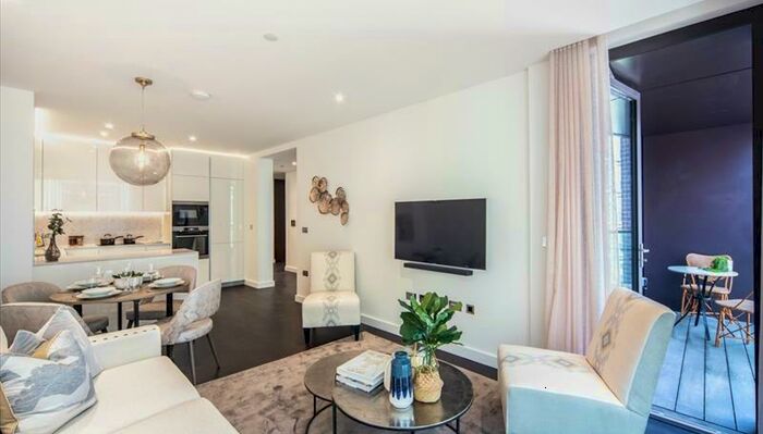 2 Bedroom Apartment To Rent In Thornes House, Charles Clowes Walk, London, SW11