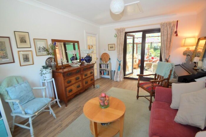 3 Bedroom Bungalow For Sale In The Maltings, High Street, Epworth, DN9