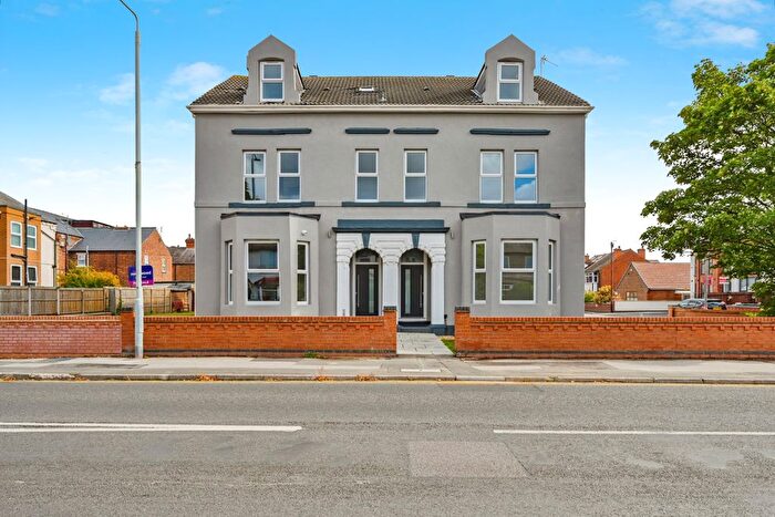 2 Bedroom Flat For Sale In Meadow Road, Beeston, NG9