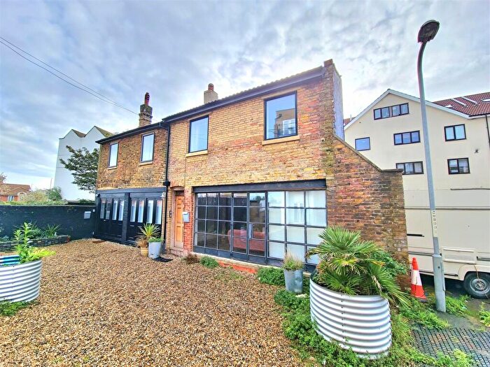 2 Bedroom Semi-Detached House For Sale In Cliftonville Mews, Margate, CT9