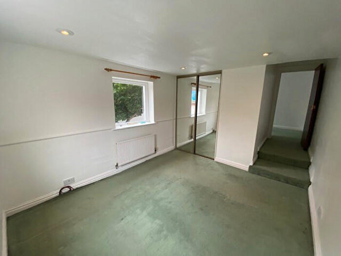 2 Bedroom Apartment For Sale In - St. Annes Road East, Lytham St. Annes, Lancashire, FY8