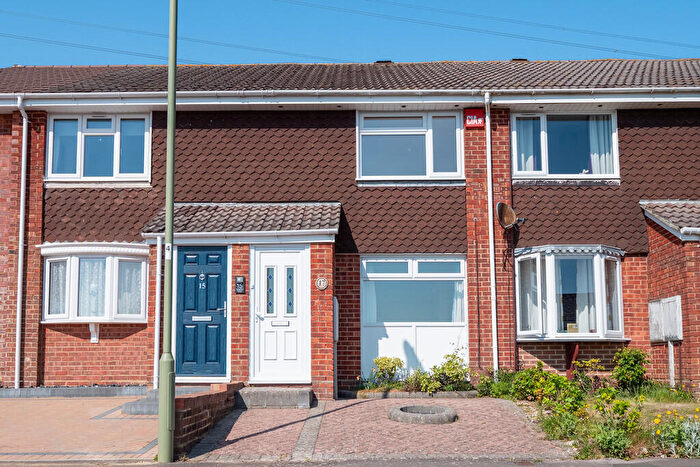 2 Bedroom Terraced House For Sale In Waltham Close, Portchester, Fareham, PO16