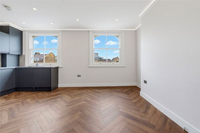 2 Bedroom Flat For Sale In Louvaine Road, SW11