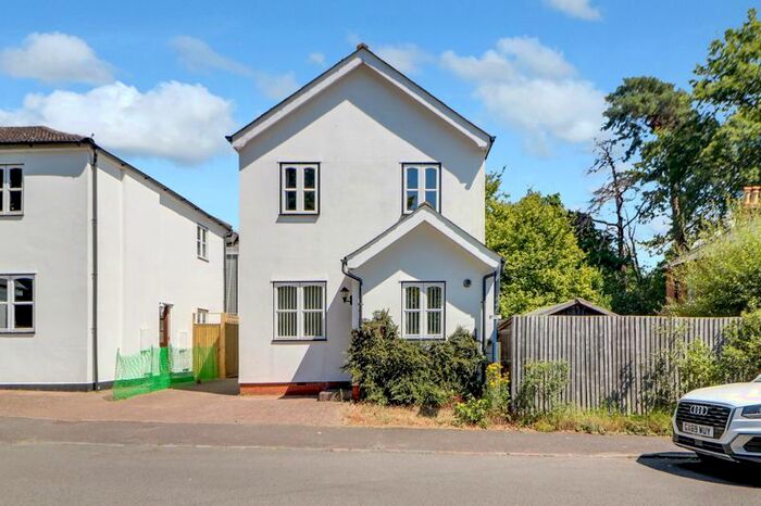 3 Bedroom Detached House To Rent In High Street, Sunningdale, Ascot, SL5