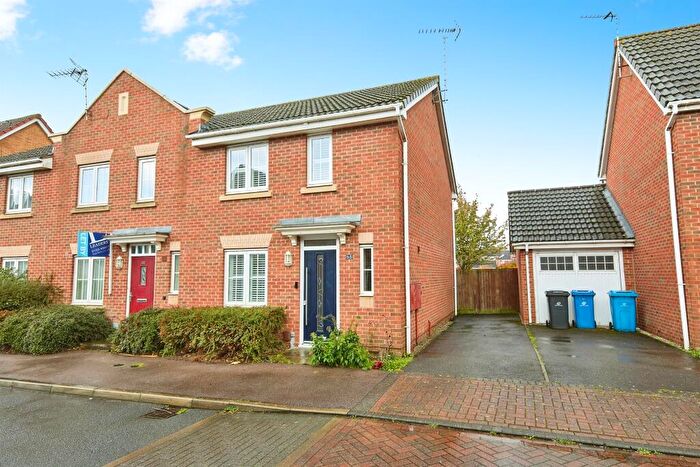 3 Bedroom End Of Terrace House For Sale In Pacific Way, Derby, DE24