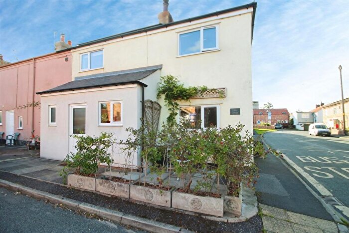1 Bedroom Cottage To Rent In Main Street, Ulleskelf, Tadcaster, LS24
