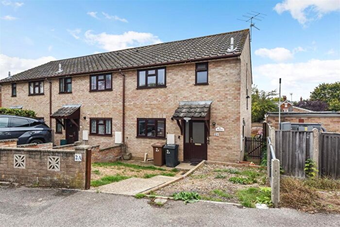 3 Bedroom End Of Terrace House For Sale In Wessex Gardens, Andover, SP10