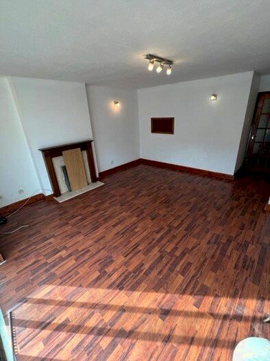 3 Bedroom Terraced House To Rent In Pinewood Drive, Bartley Green, Birmingham, B32