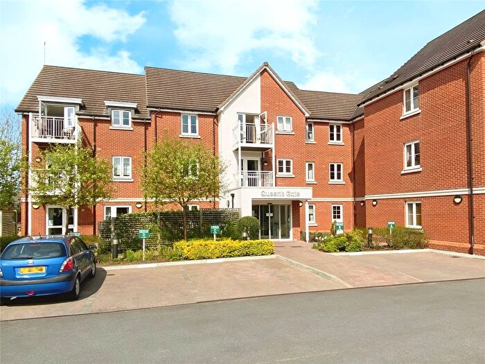 1 Bedroom Flat For Sale In Wellington Road, Wokingham, Berkshire, RG40