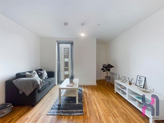 1 Bedroom Property To Rent In The Tower, Plaza Boulevard, Liverpool, L8