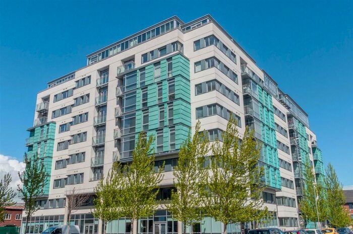 1 Bedroom Apartment To Rent In Manor Mills, Leeds City Centre, LS11