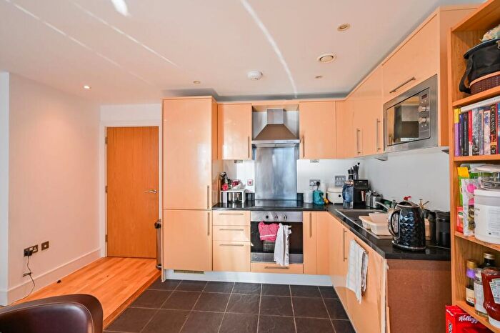 2 Bedroom Flat For Sale In Indescon Square, Canary Wharf, London, E14