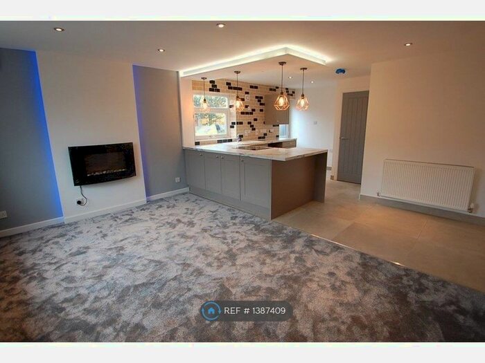 2 Bedroom Bungalow To Rent In Meadow Lane, Newhall, Swadlincote, DE11