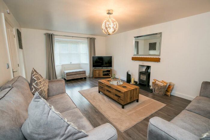 4 Bedroom Detached House For Sale In Penley Hall Drive, Wrexham, LL13