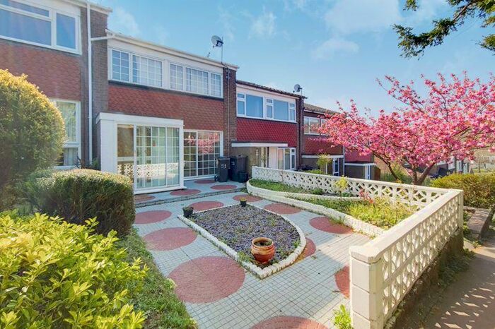 3 Bedroom Terraced House To Rent In Court Wood Lane, Forestdale, CR0
