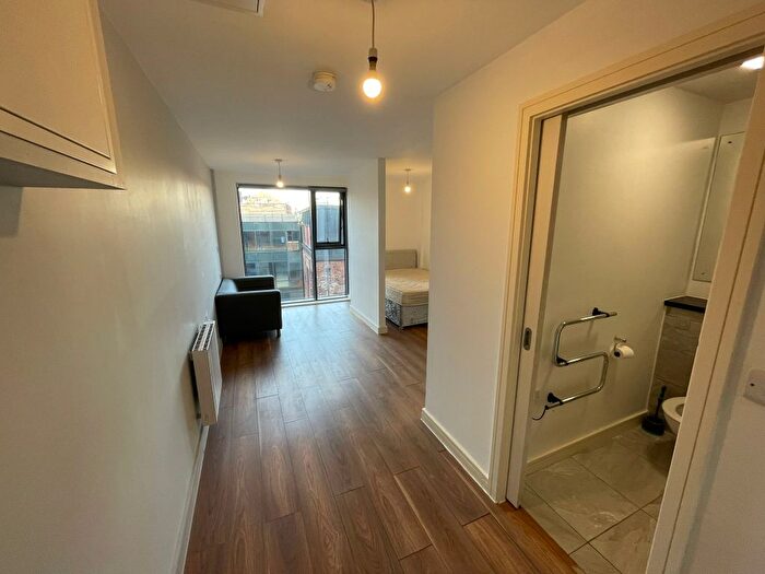 1 Bedroom Studio To Rent In Wolstenholme Square, Liverpool, L1