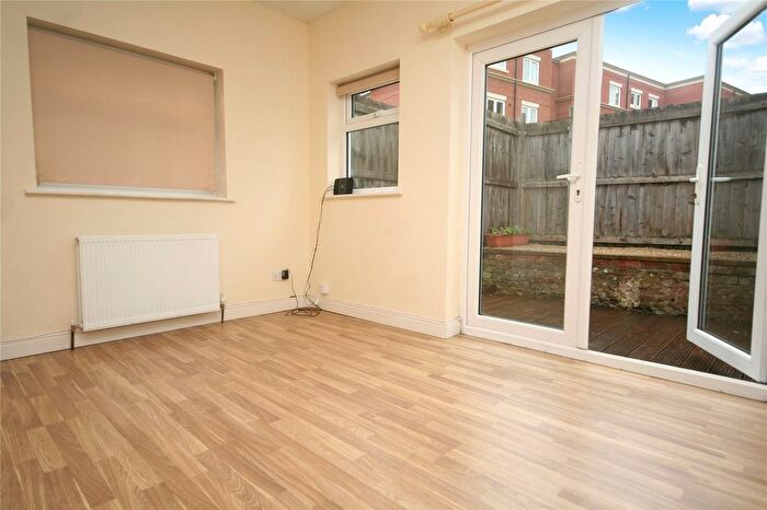 1 Bedroom Flat To Rent In Bennington Street, Cheltenham, Gloucestershire, GL50