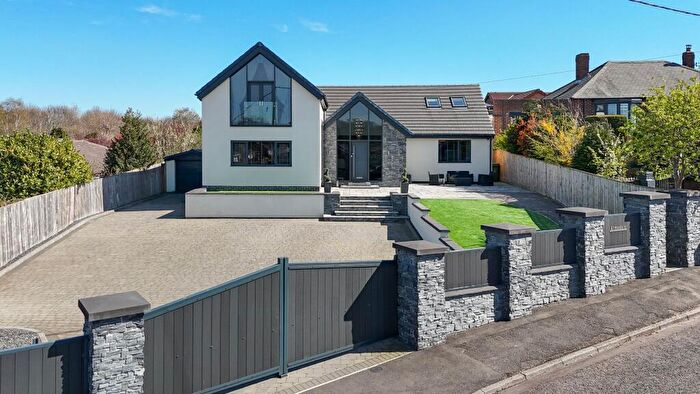 4 Bedroom Detached House For Sale In Armadale, Holburn Lane, Ryton, NE40