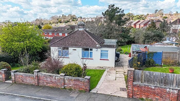 3 Bedroom Detached Bungalow For Sale In Wilmington Road, Hastings, TN34