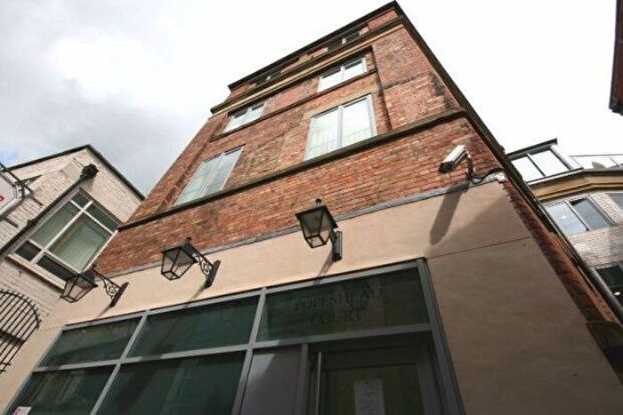 2 Bedroom Flat To Rent In Popes Head Court, York, YO1