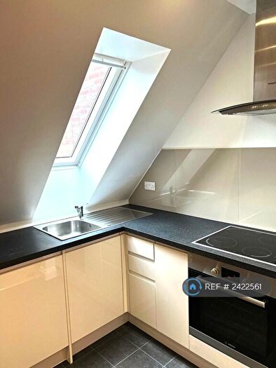 2 Bedroom Flat To Rent In Detling House, Maidstone, ME16