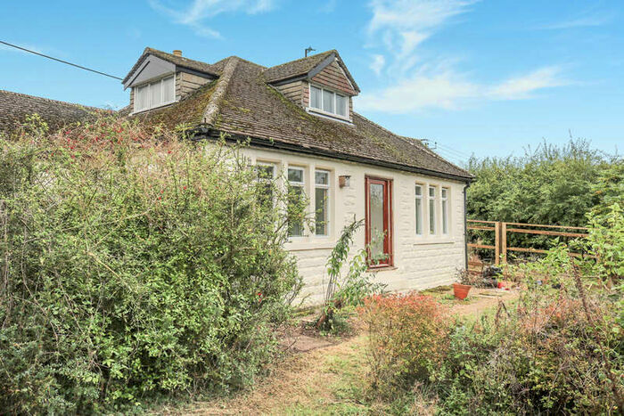 3 Bedroom Detached House For Sale In Long Crendon, Buckinghamshire, HP18