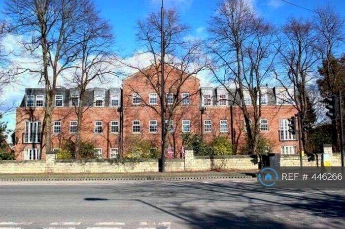 2 Bedroom Flat To Rent In Bawtry Road, Doncaster, DN4