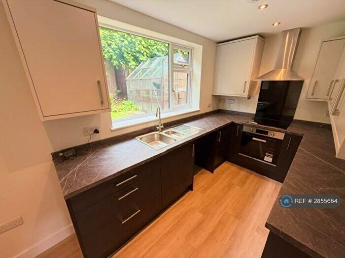 3 Bedroom Detached House To Rent In Pinfold Lands, Mexborough, S64