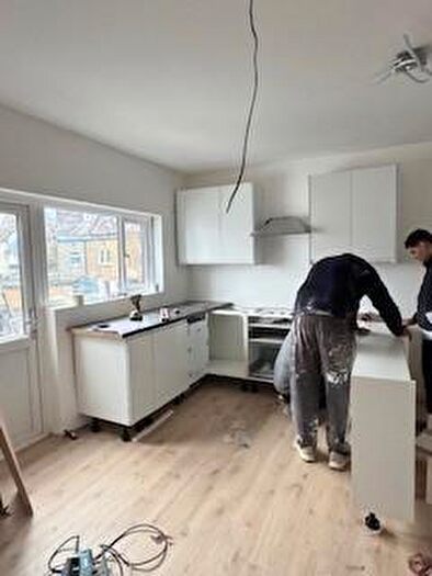 4 Bedroom Duplex To Rent In College Hill Road, Harrow Weald, HA3