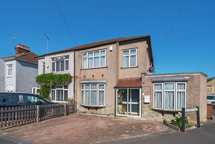 4 Bedroom Semi-Detached House To Rent In Wellington Road, Belvedere, DA17