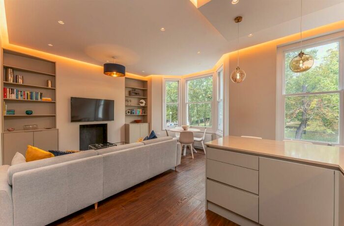 2 Bedroom Apartment To Rent In Harvist Road, Queen's Park, London, NW6