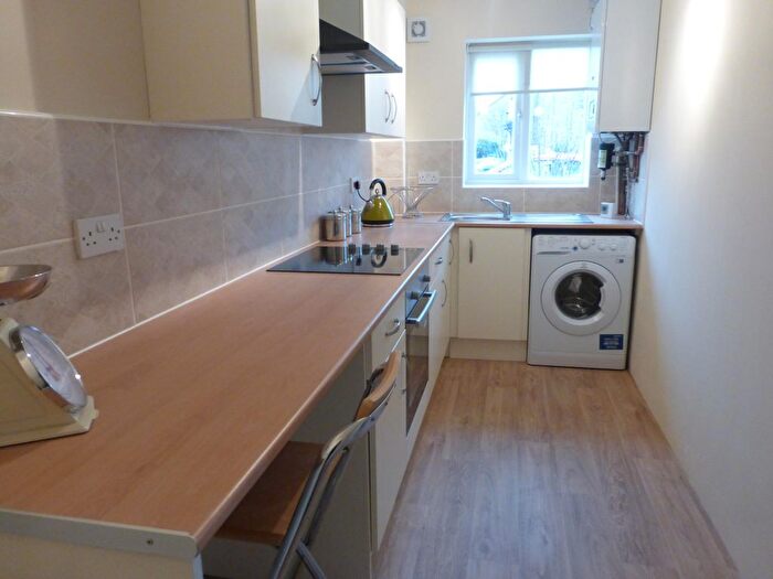 1 Bedroom Property To Rent In Hoylake Drive, Farcet, Peterborough, PE7