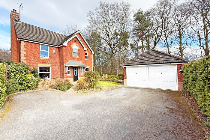 4 Bedroom Detached House For Sale In Long Crag View, Harrogate, HG3