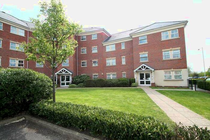 2 Bedroom Apartment To Rent In Morton Close, Hillingdon, UB8