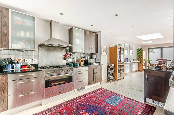 3 Bedroom Terraced House To Rent In Chesilton Road, Munster Village, London, SW6