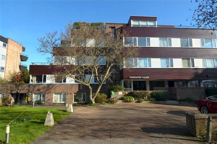 1 Bedroom Flat To Rent In Twickenham Road, Teddington, TW11